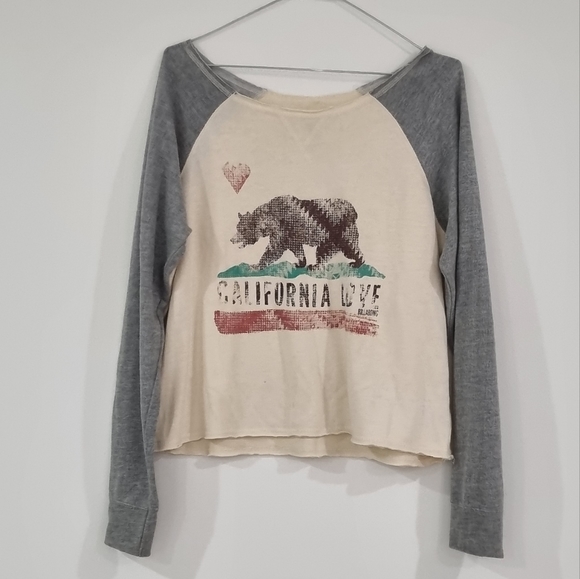 Billabong Tops - BILLABONG Women's long sleeve top, size Medium California Love Bear